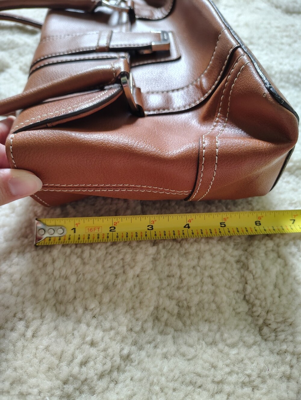 Liz Claiborne Brown Faux Leather Shoulder Bag - Picture 16 of 16